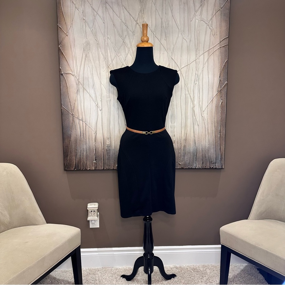 MERONA Elegant Black cocktail dress form fitting woman size small back zipper